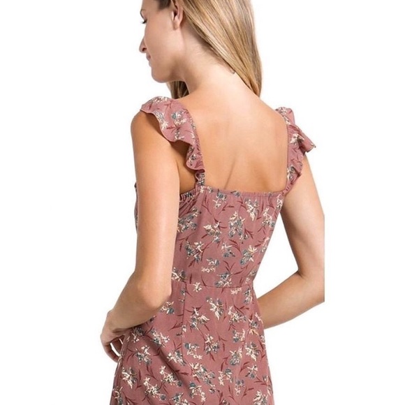 Like new- Flutter Sleeve Floral Maxi Dress - Picture 5 of 12